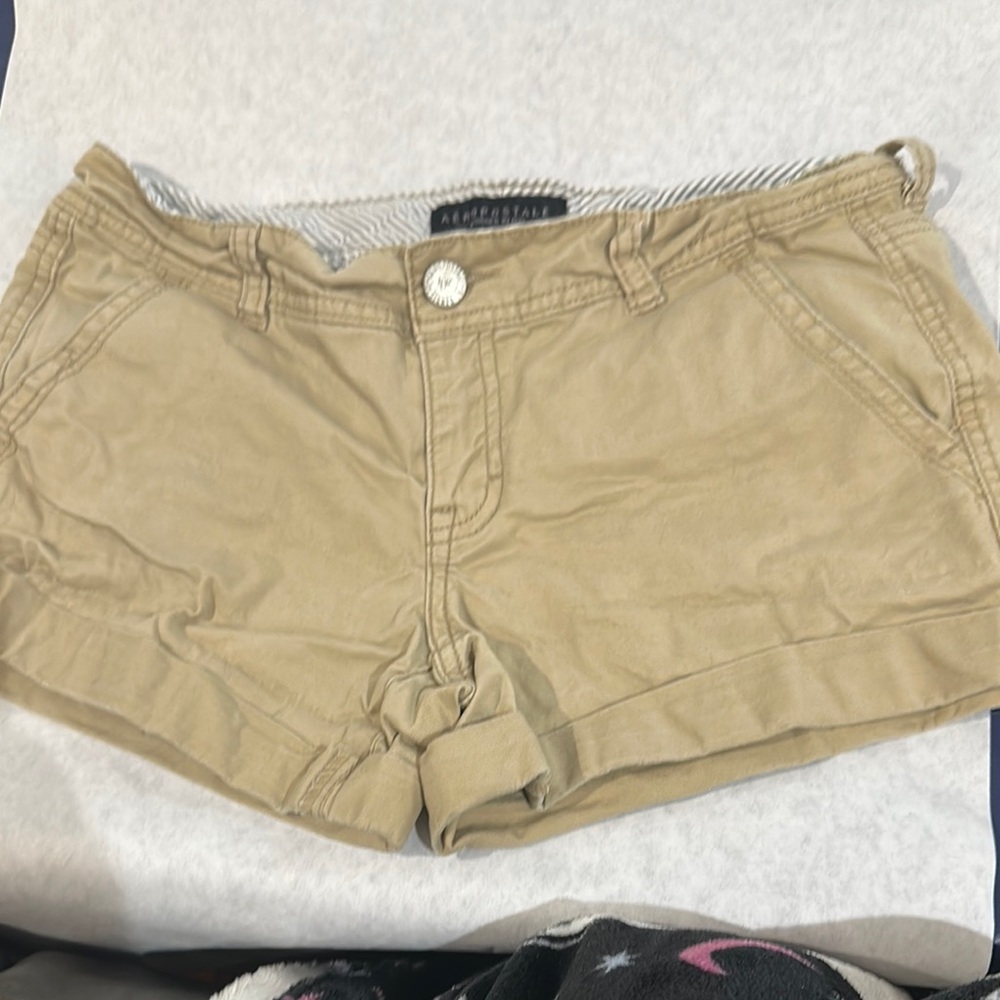 American Eagle Outfitters Women's Tan Shorts